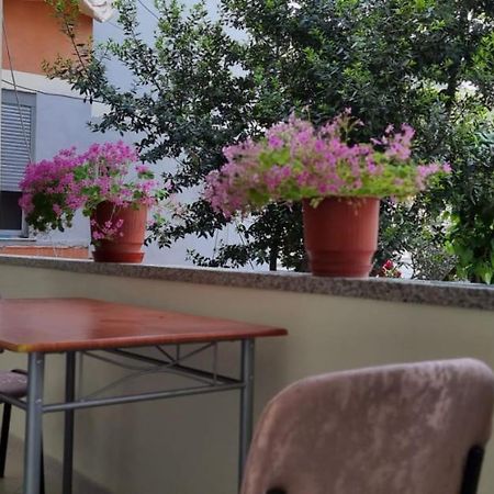 Aaa Apartment เบราท ภายนอก รูปภาพ